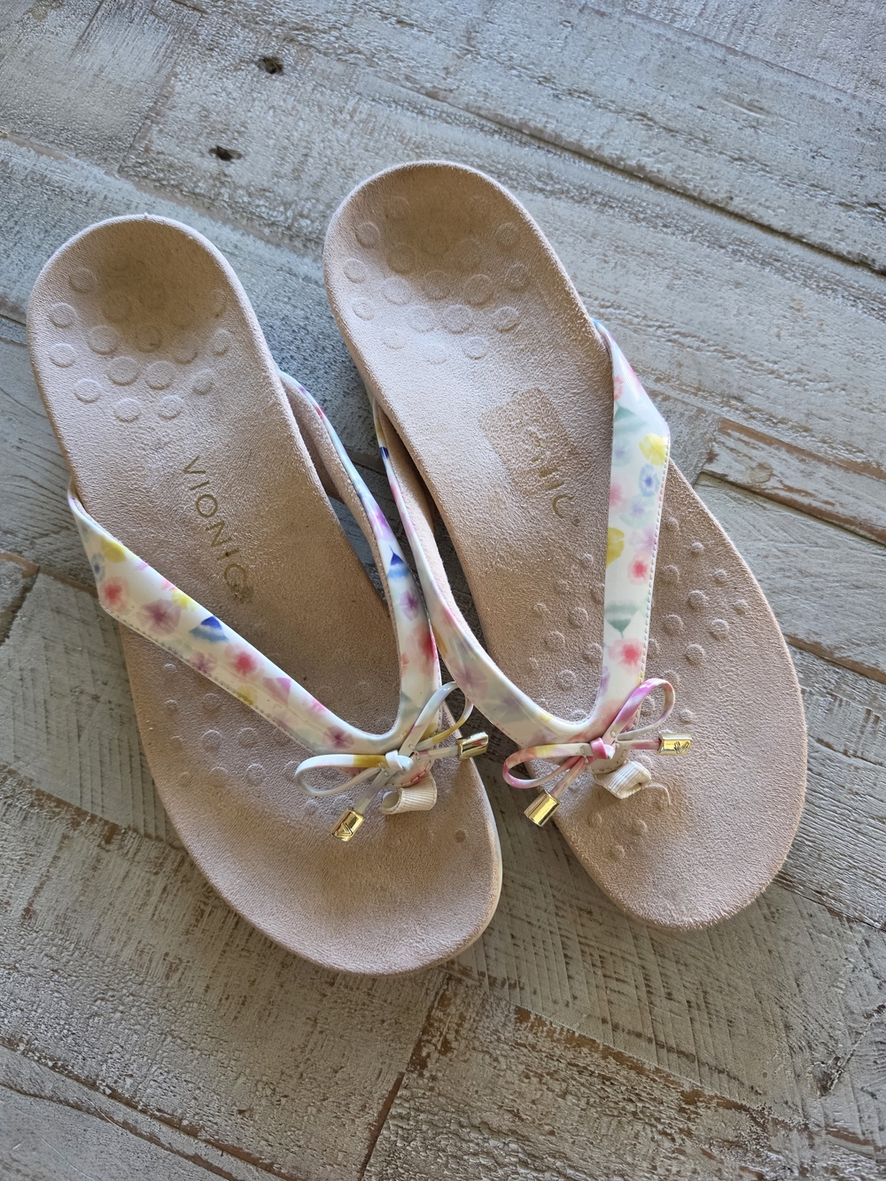 Vionic Light Pink Floral Bow Flip Flops Size 9 1/2